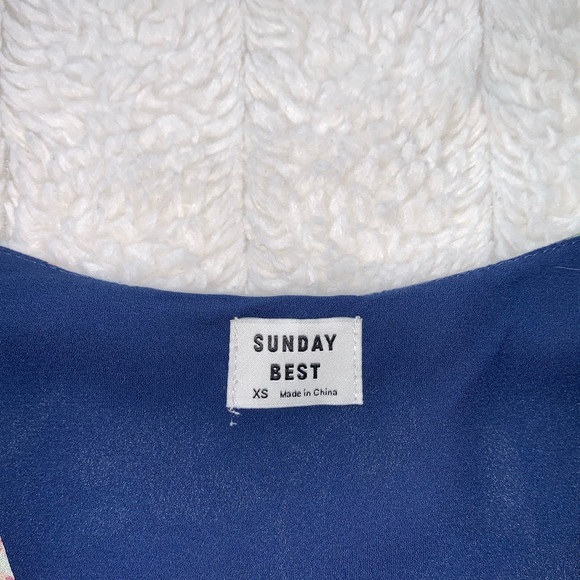 Aritzia tie top blouse - Picture 2 of 2